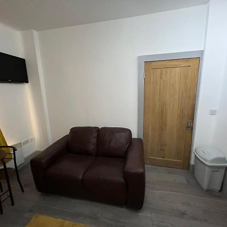 Ground Floor Two Bed Cairo Street Apartman Warrington Kültér fotó